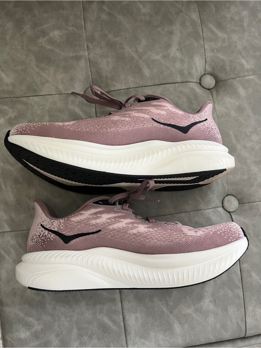 Hoka Mach 6
